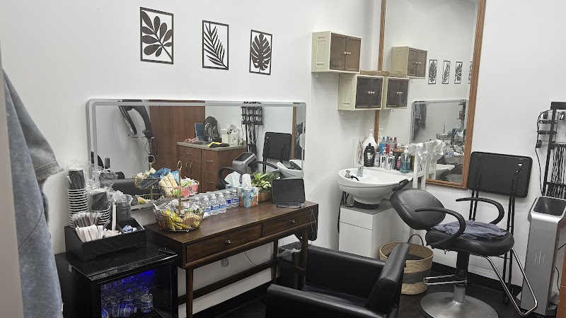 Photo of seven hair salon