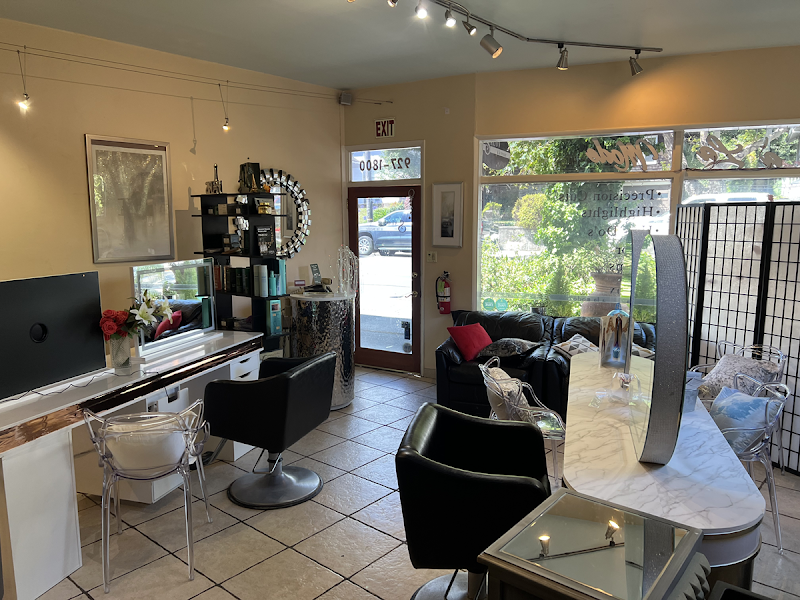 Photo of Salon A La Mode