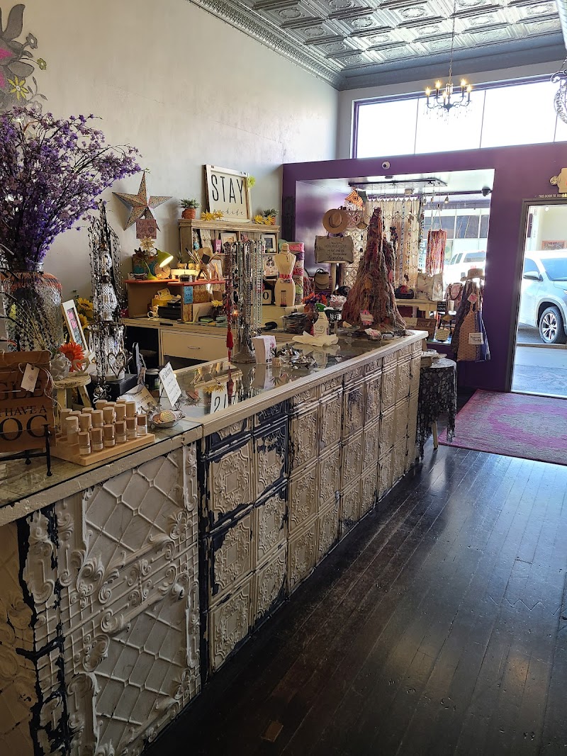 Random Boutique photo 2