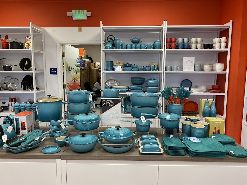 Le Creuset Outlet Store photo 3