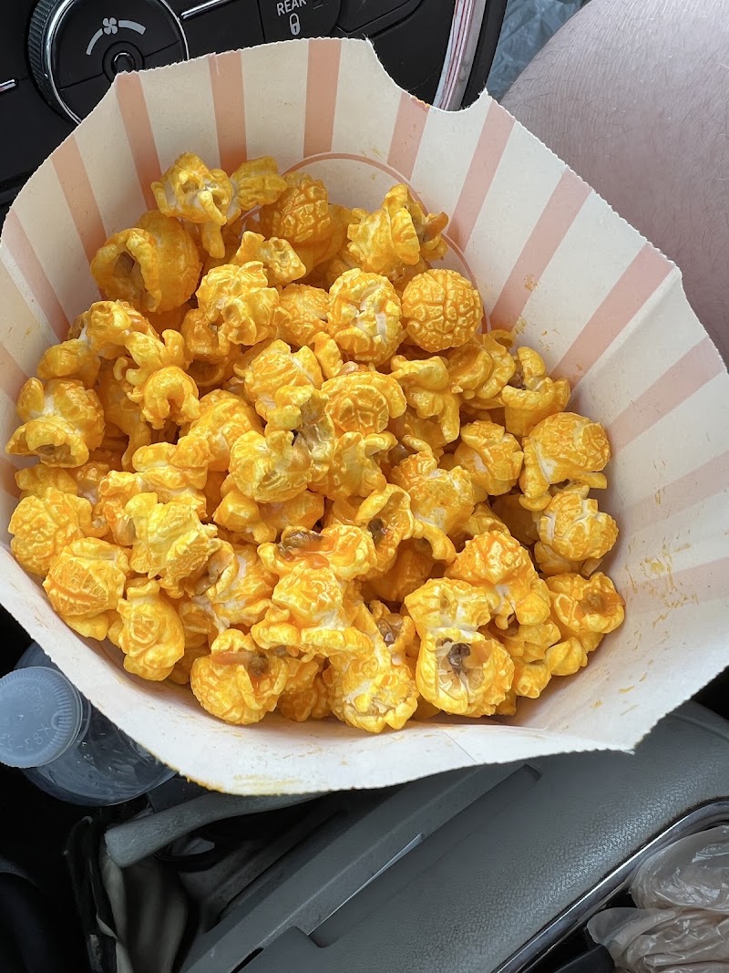 Signature Popcorn photo 2