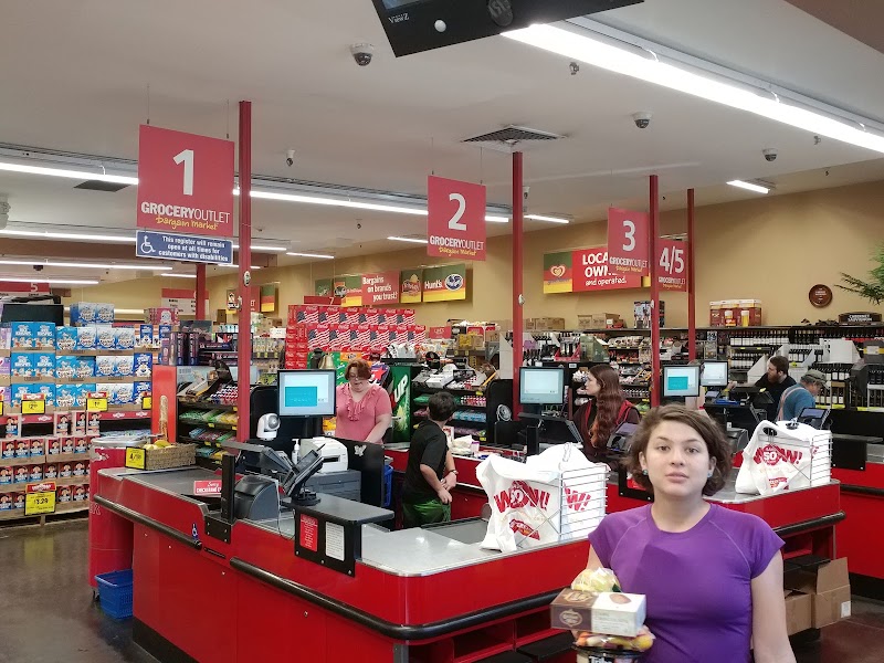 Grocery Outlet photo 5