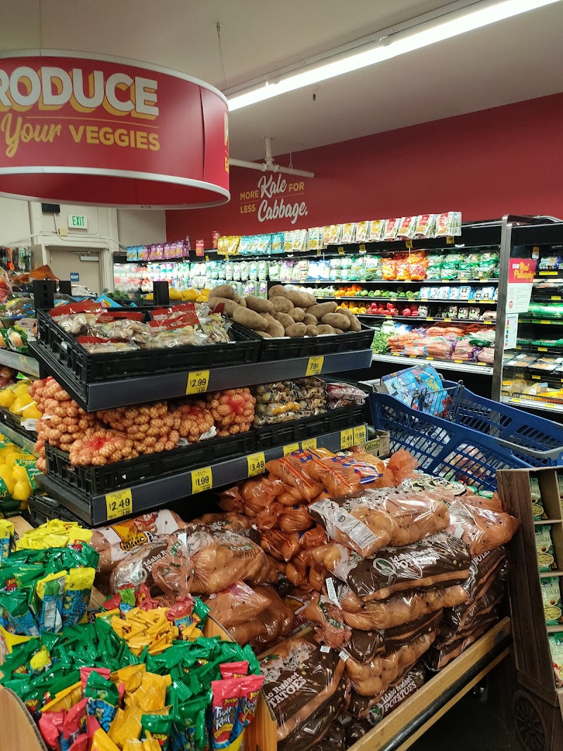 Grocery Outlet photo 2