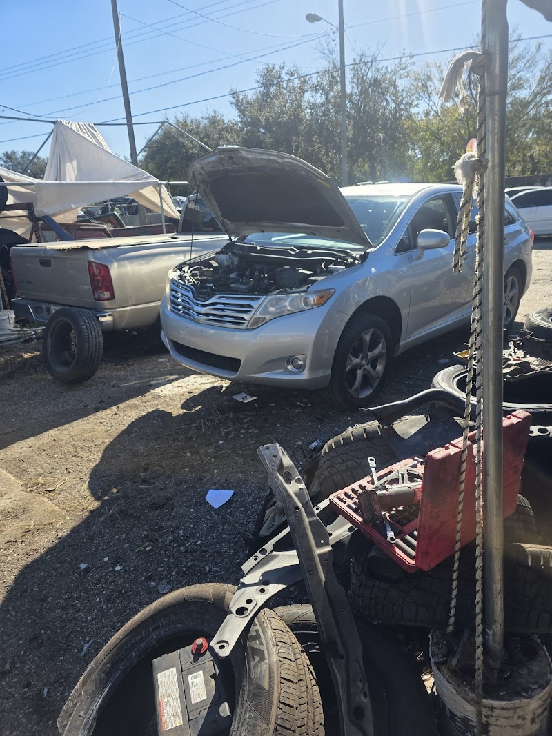 Perez Tires shop photo 3