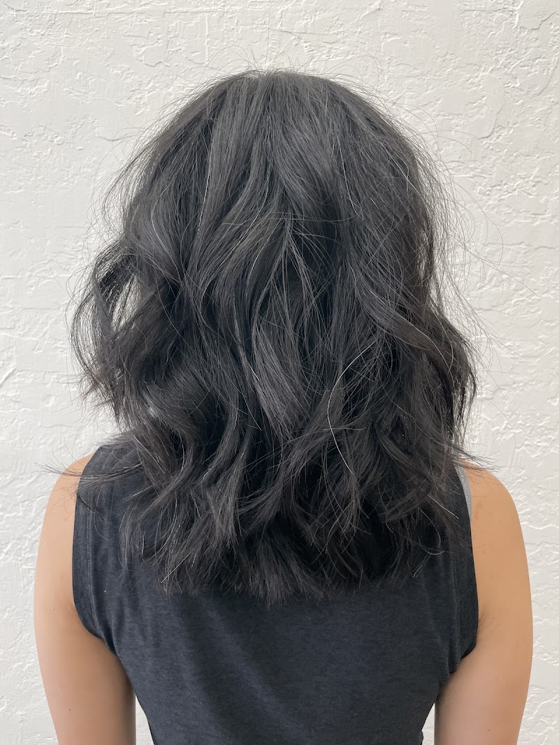 The Hairmonstr Salon photo 5