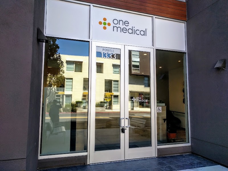 One Medical Primary Care Clinic - Emeryville photo 5
