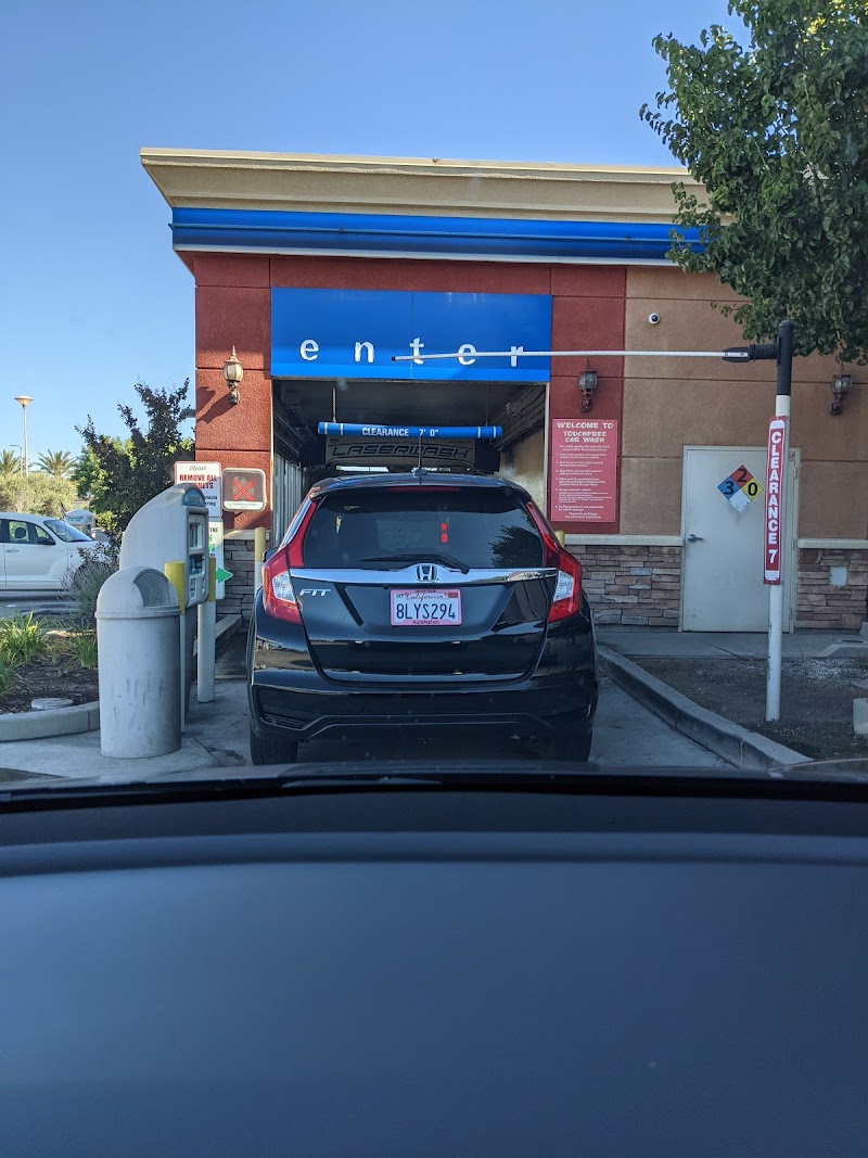 7-11 Car Wash photo 4