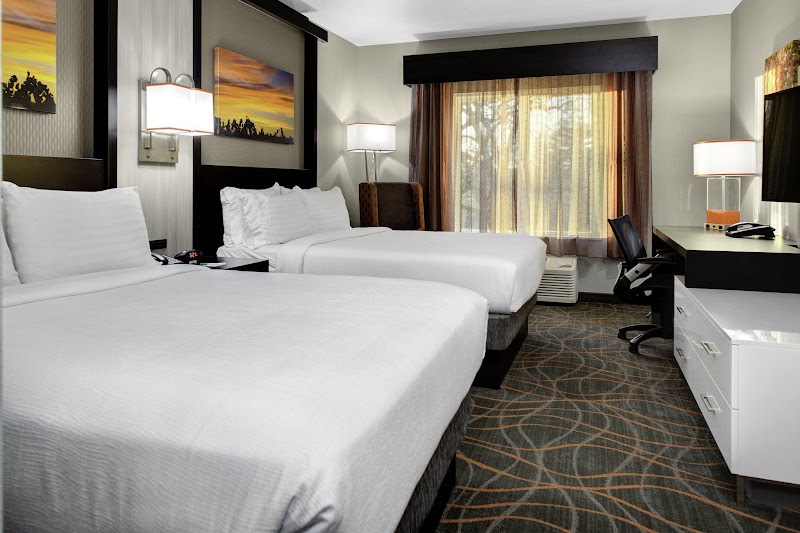 Holiday Inn Windsor - Wine Country by IHG photo 2