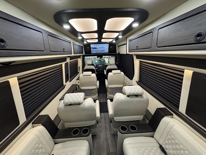 VIPRide4U Limousine photo 3