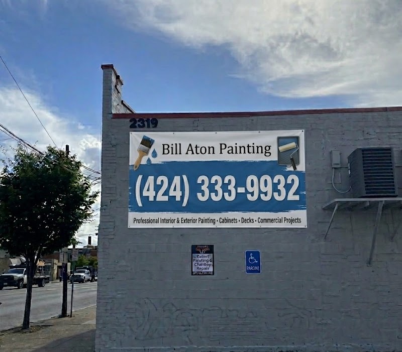 Photo of Bill Aton Painting