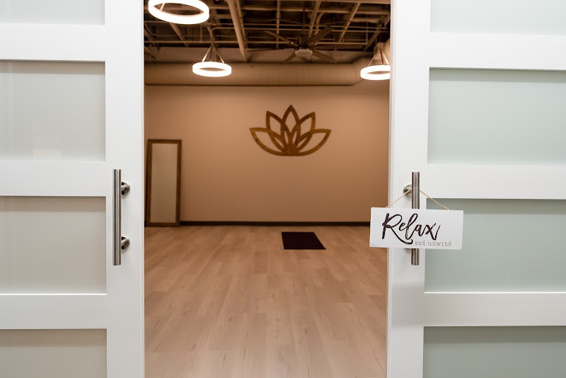 Lifeologie Yoga photo 3