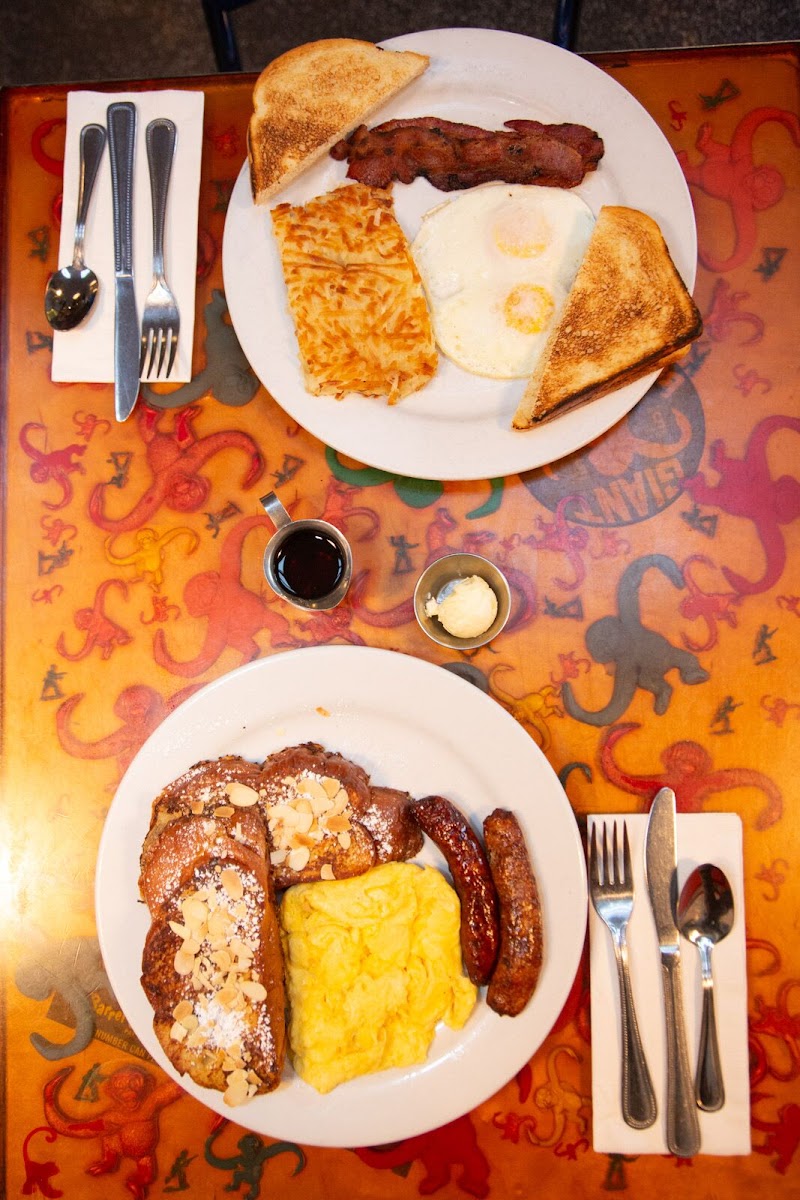Rudy's Can't Fail Cafe photo 2