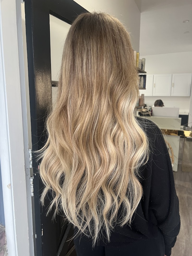 Evolve Salon photo 3