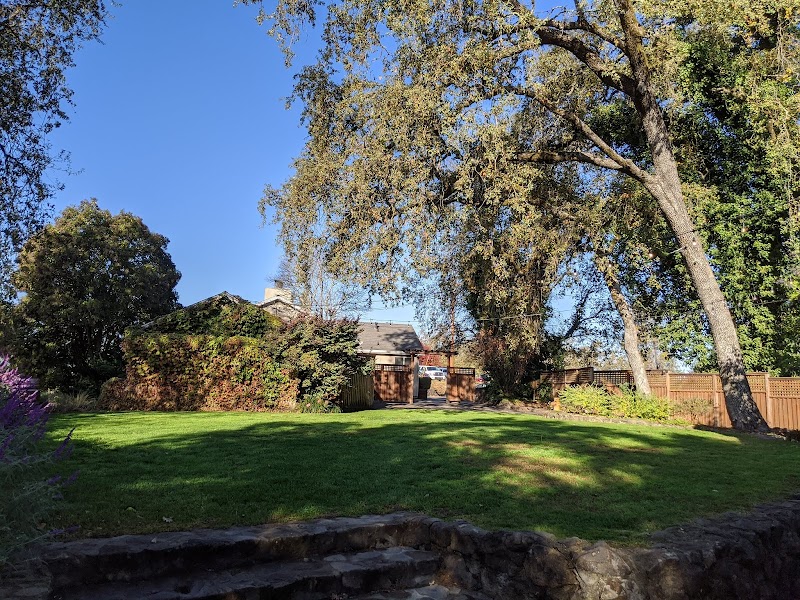 The Healdsburg Club House photo 4