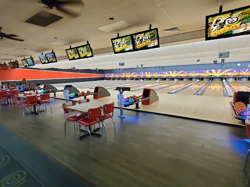 Lucky Strike West Ocala photo 2