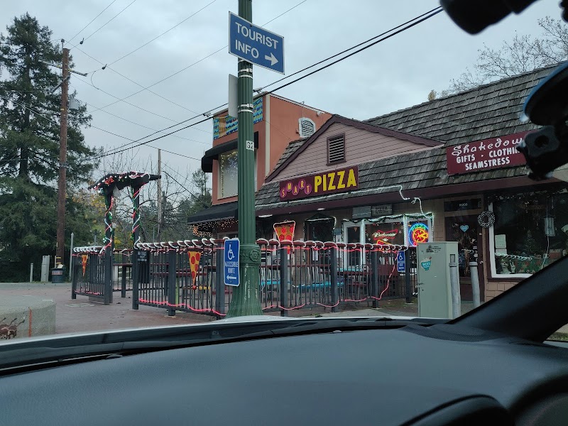 Guerneville Plaza photo 4