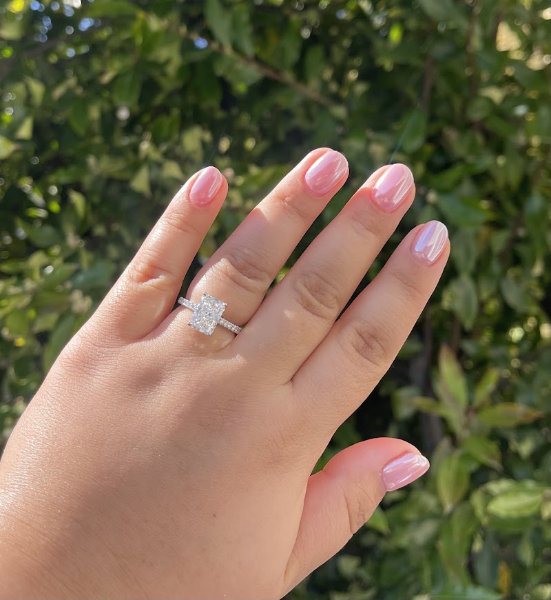 Sue & Sam Jewelry Co photo 3