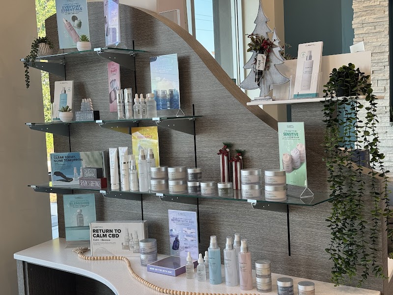 Hand & Stone Massage and Facial Spa photo 5
