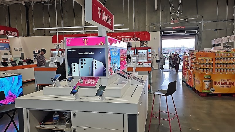 T-Mobile at Costco photo 5