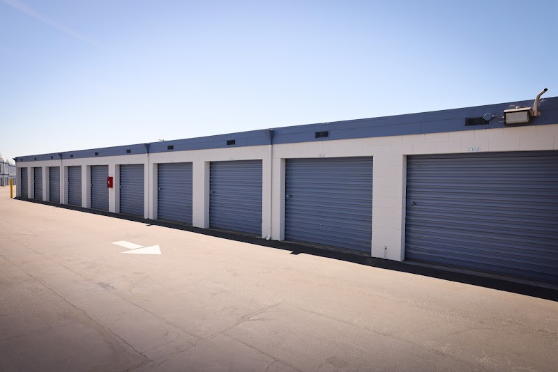 IN Self Storage - Cupertino photo 3