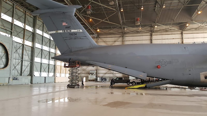 Hangar 818 photo 2