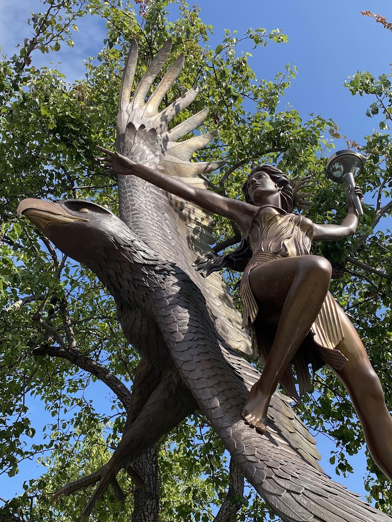 Cheemah, Mother Of The Spirit-Fire (statue) photo 4
