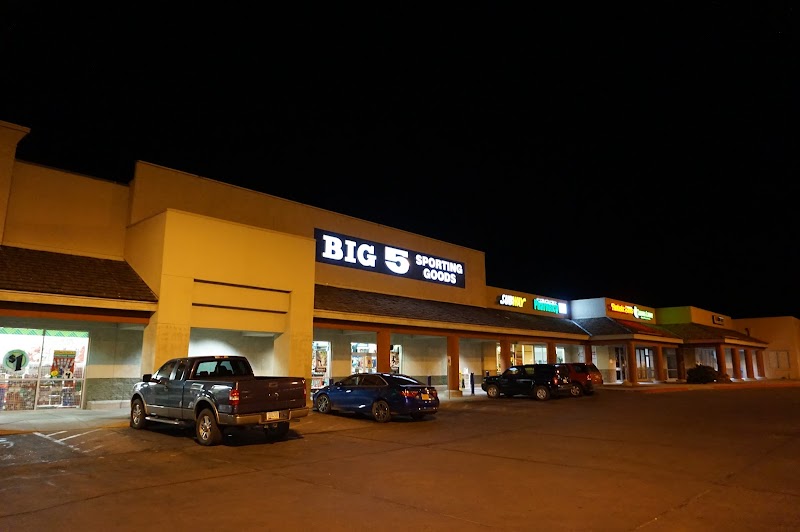 Big 5 Sporting Goods photo 4