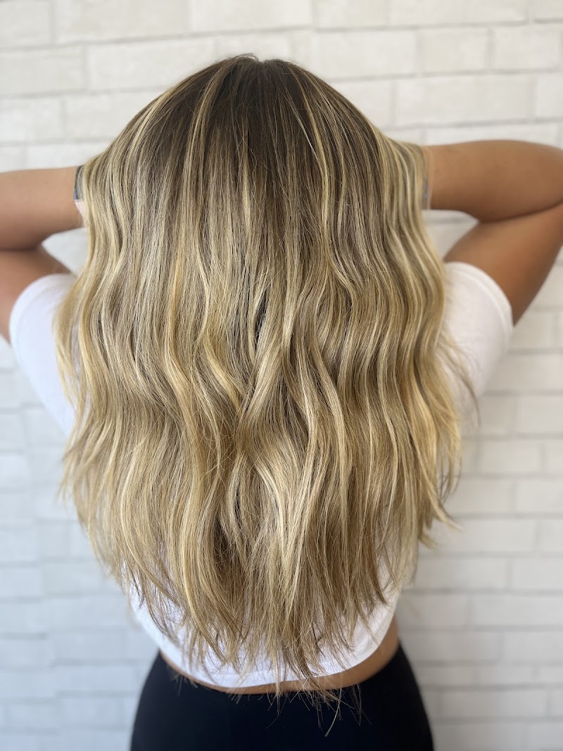 Hulu Salon photo 4
