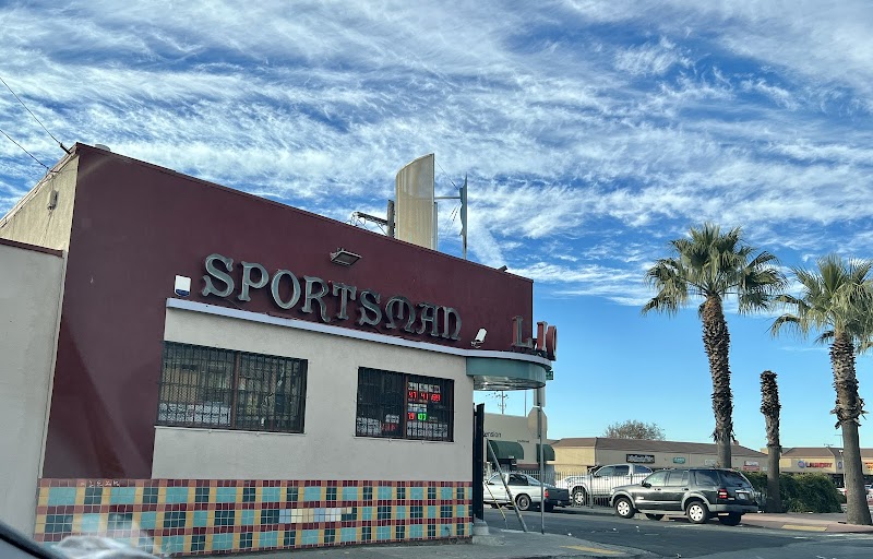 Photo of Sportsman Liquor ATM Line