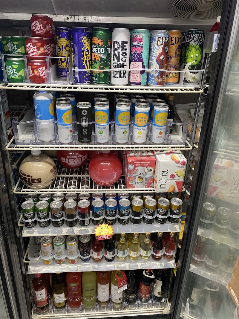 Sportsman Liquor ATM Line photo 4