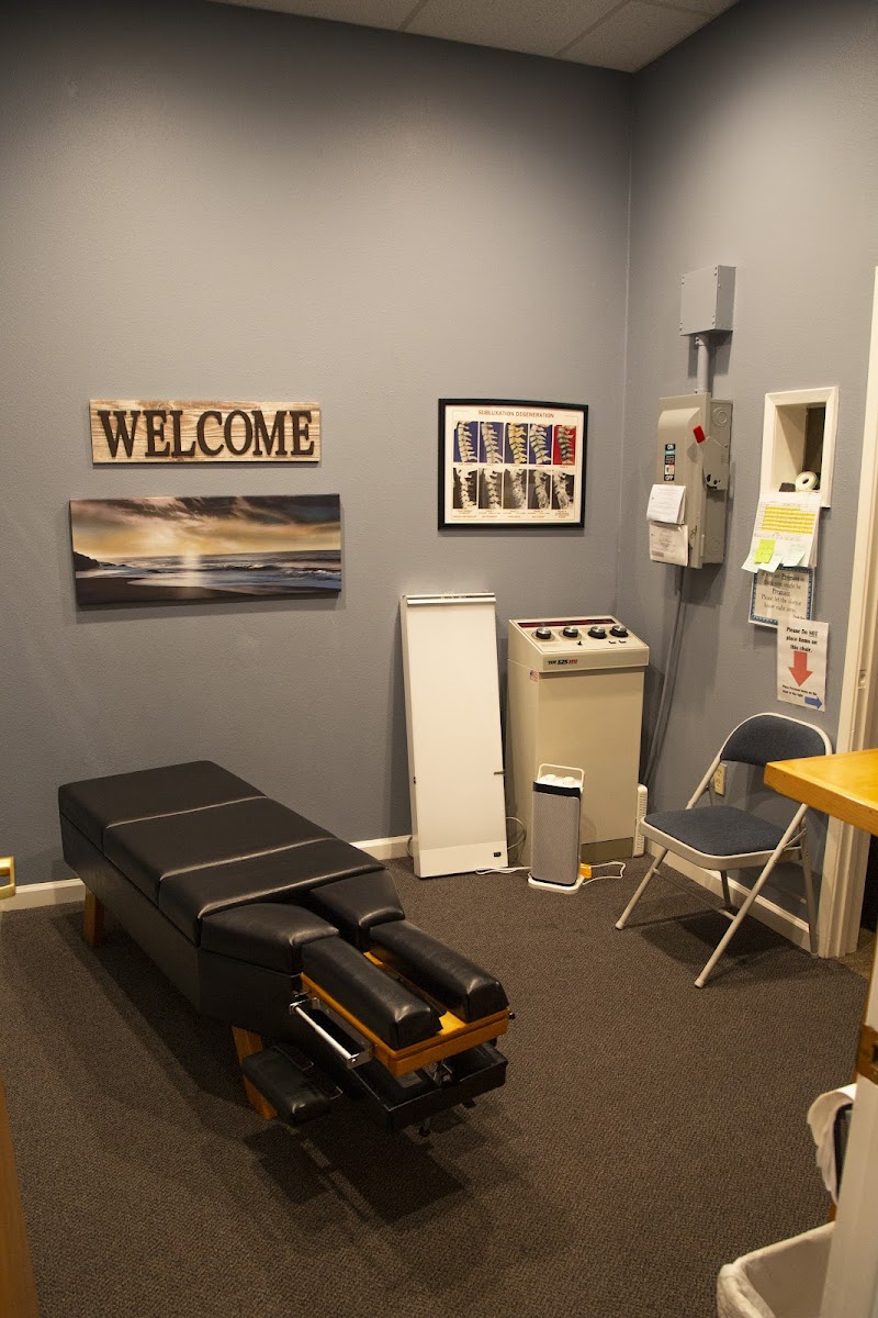 Salud Chiropractic photo 3