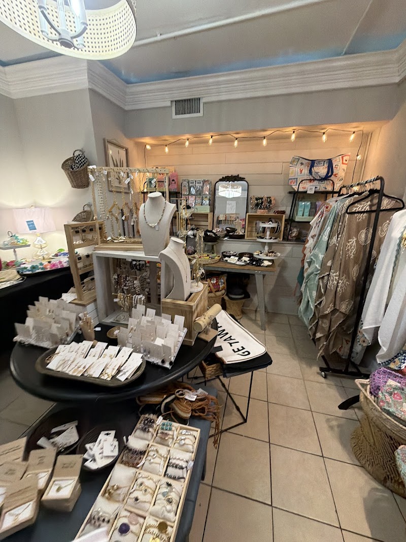 Maddylu's: Furniture, Home Decor, and Gifts photo 2
