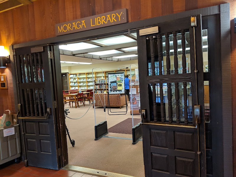 Moraga Library - Contra Costa County Library photo 4