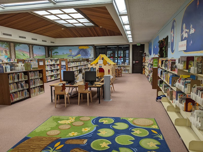 Moraga Library - Contra Costa County Library photo 2
