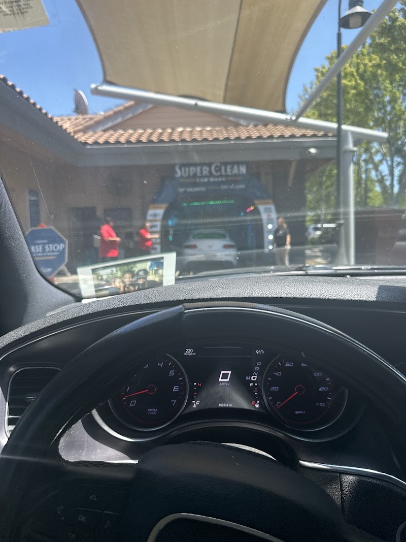 SuperClean Xpress Carwash photo 4