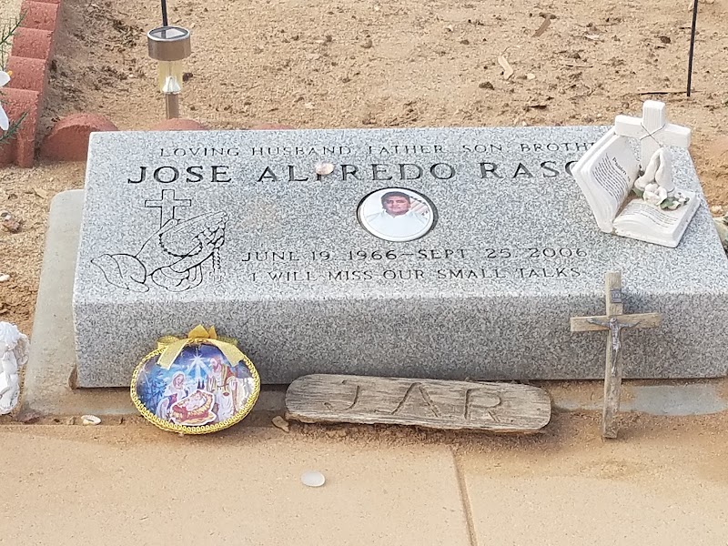 J. Warren Funeral Services Mountain View Chapel & Crematorium & Casa Grande Mountain View Cemetery photo 3