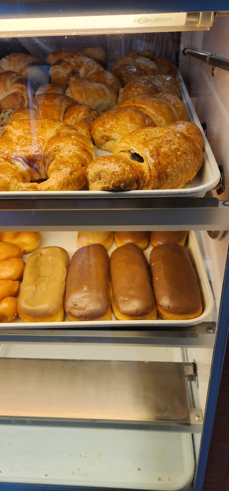 Long Beach Donut Shop photo 4