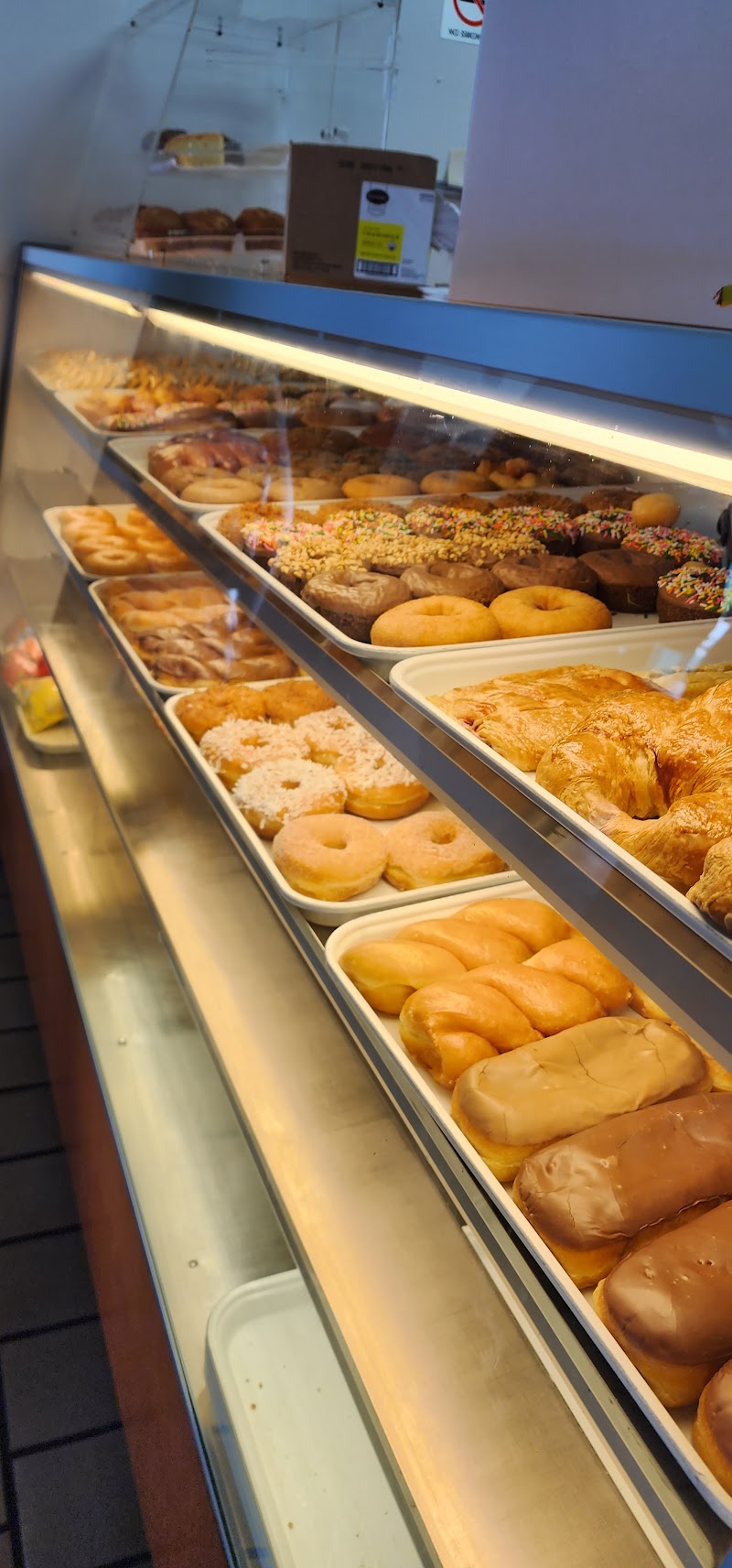 Long Beach Donut Shop photo 3