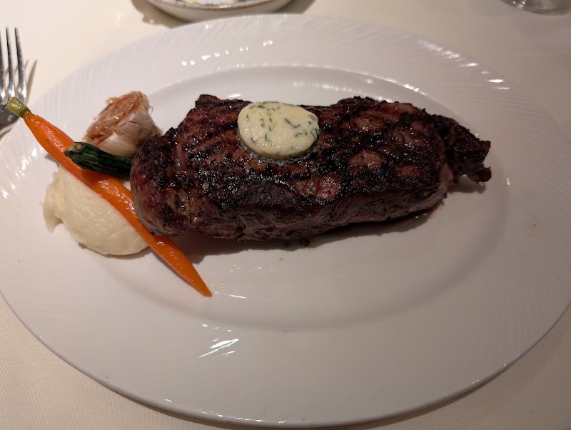Nineteen 86 Steakhouse photo 3