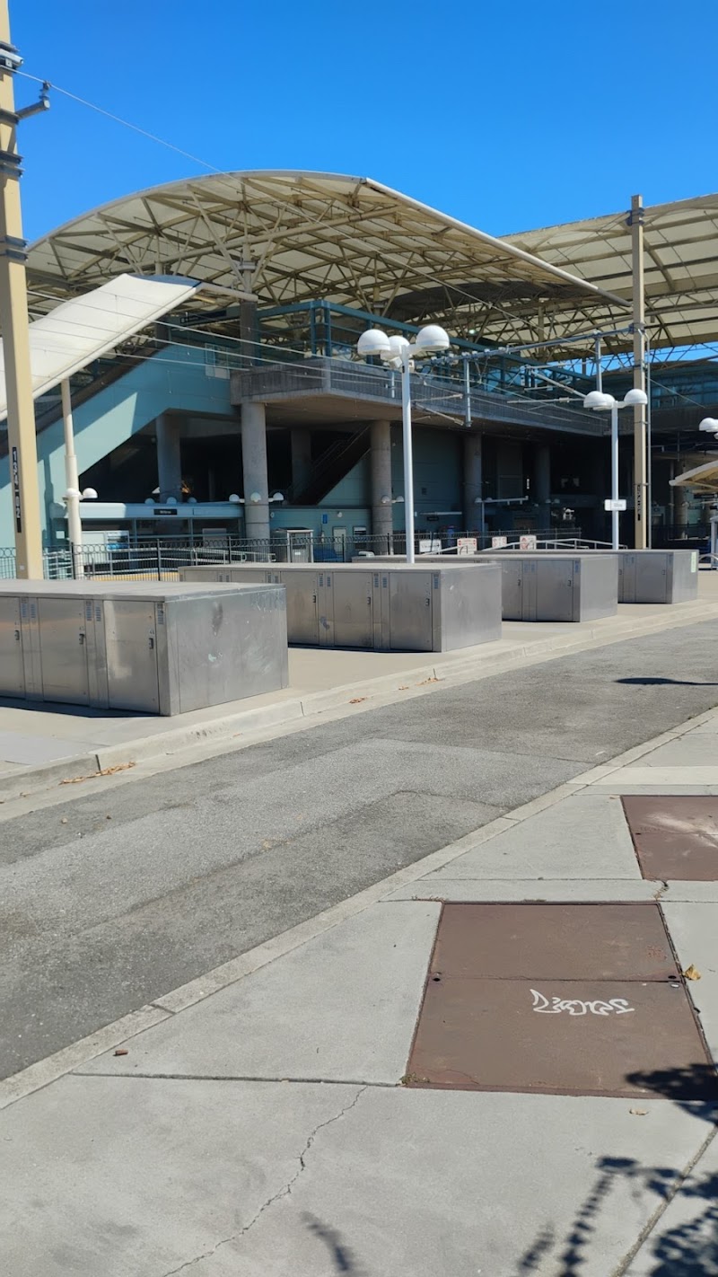 Caltrain Millbrae Circle photo 4