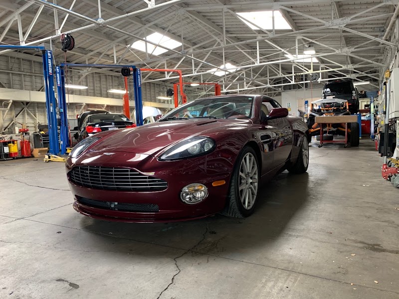 Four Car Garage photo 5