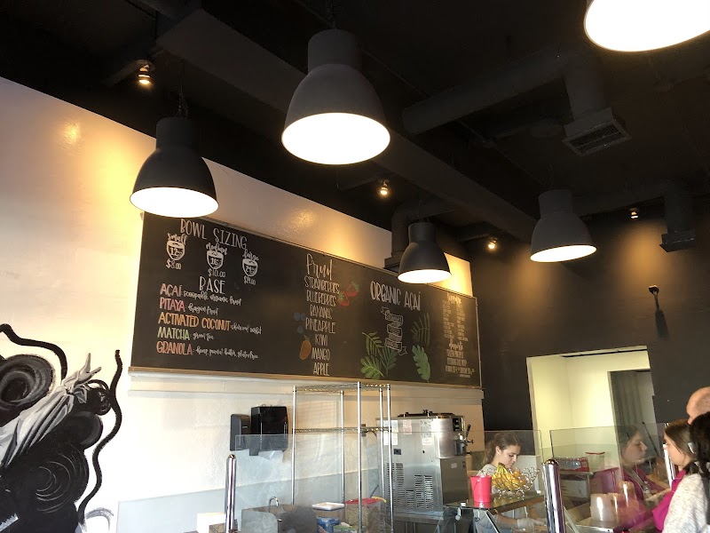 Berry Berry Best Acai Bowls photo 4