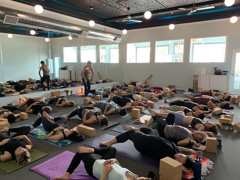 Left Coast Power Yoga - Laurel photo 2