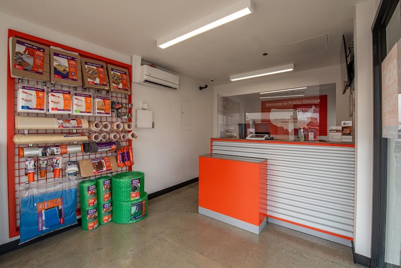 Public Storage photo 2
