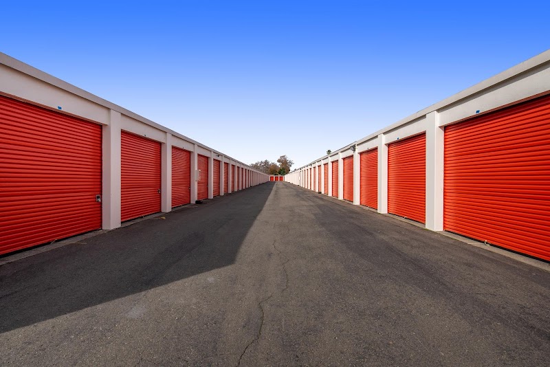 Public Storage photo 3