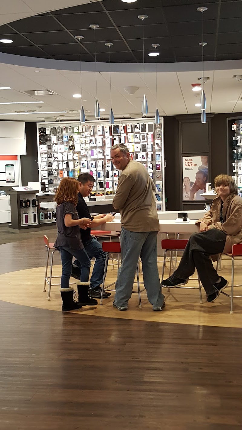 Verizon photo 5