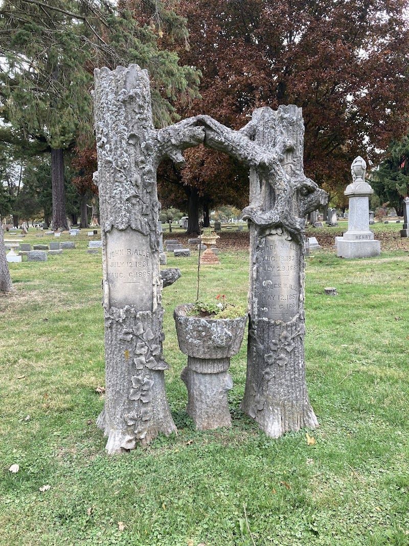 Oakridge Cemetery photo 3