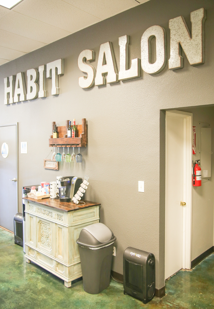 Habit Salon photo 4