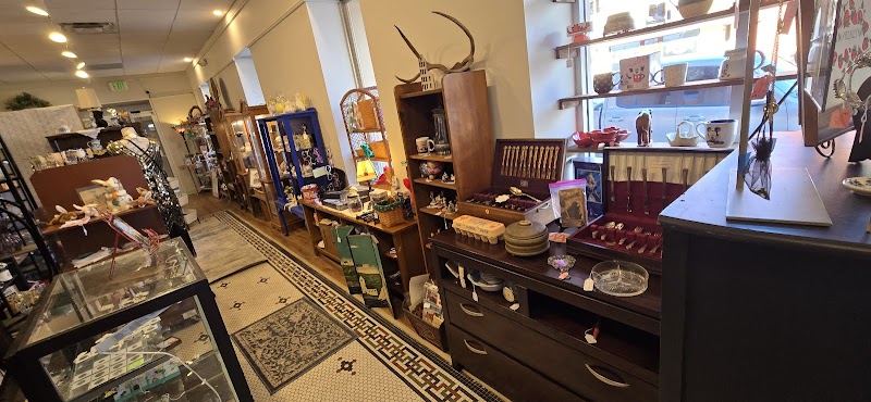 Timeless Antiques and Collectibles photo 4