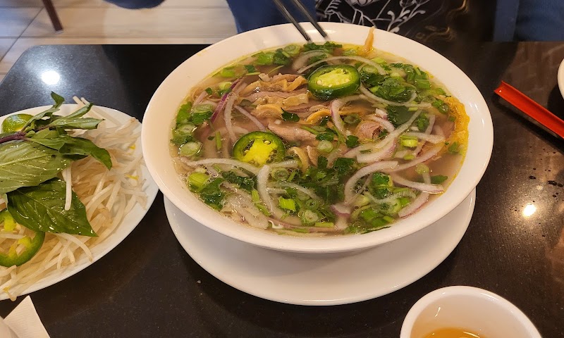 Green Basil Dimsum & Pho photo 4